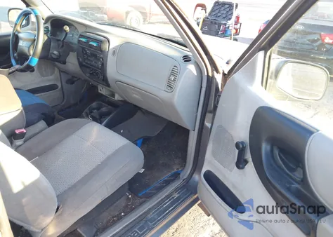 2000 Mazda B3000 Se/Tl from USA, damaged, VIN 4F4YR16V9YTM14025